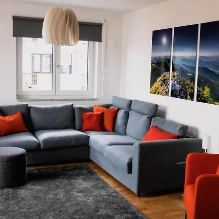 Mountain Pad Апартаменти